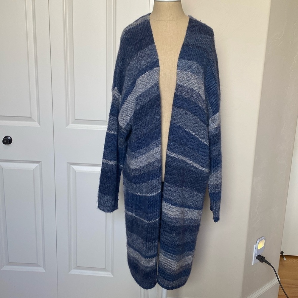 Lane Bryant Wool Long line Cardigan Womens Plus Sz 26/28 longline Navy White